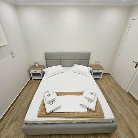 Agora Luxury Villa I Loutráki Eksteriør billede