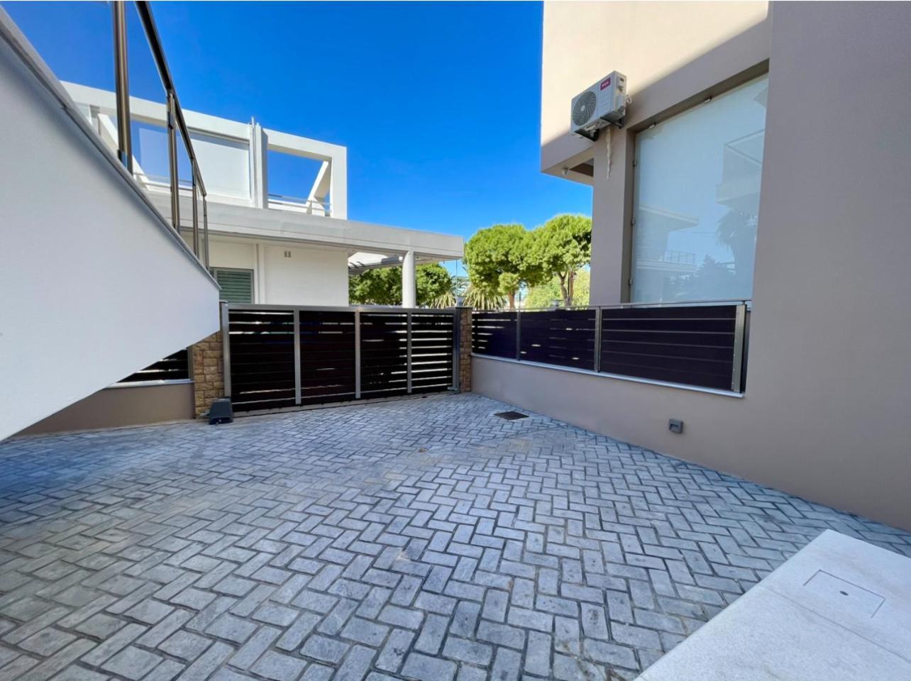 Agora Luxury Villa I Loutráki Eksteriør billede
