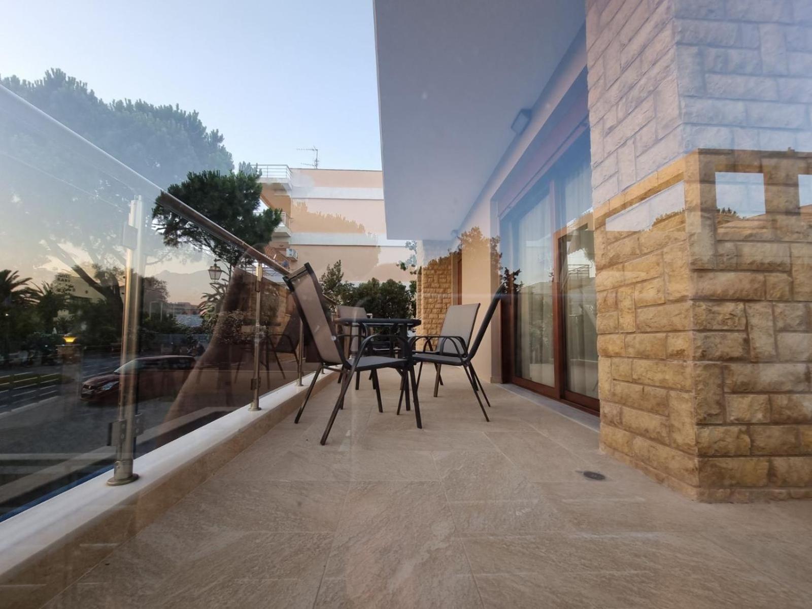 Agora Luxury Villa I Loutráki Eksteriør billede