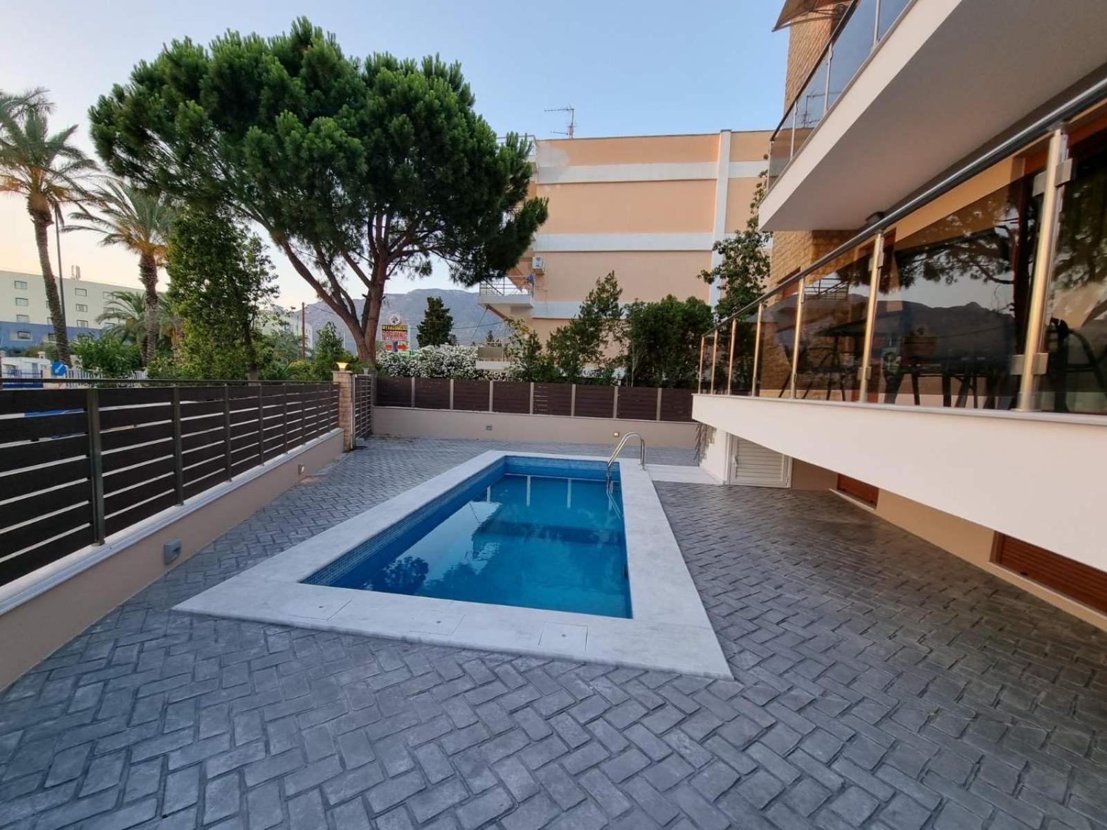 Agora Luxury Villa I Loutráki Eksteriør billede